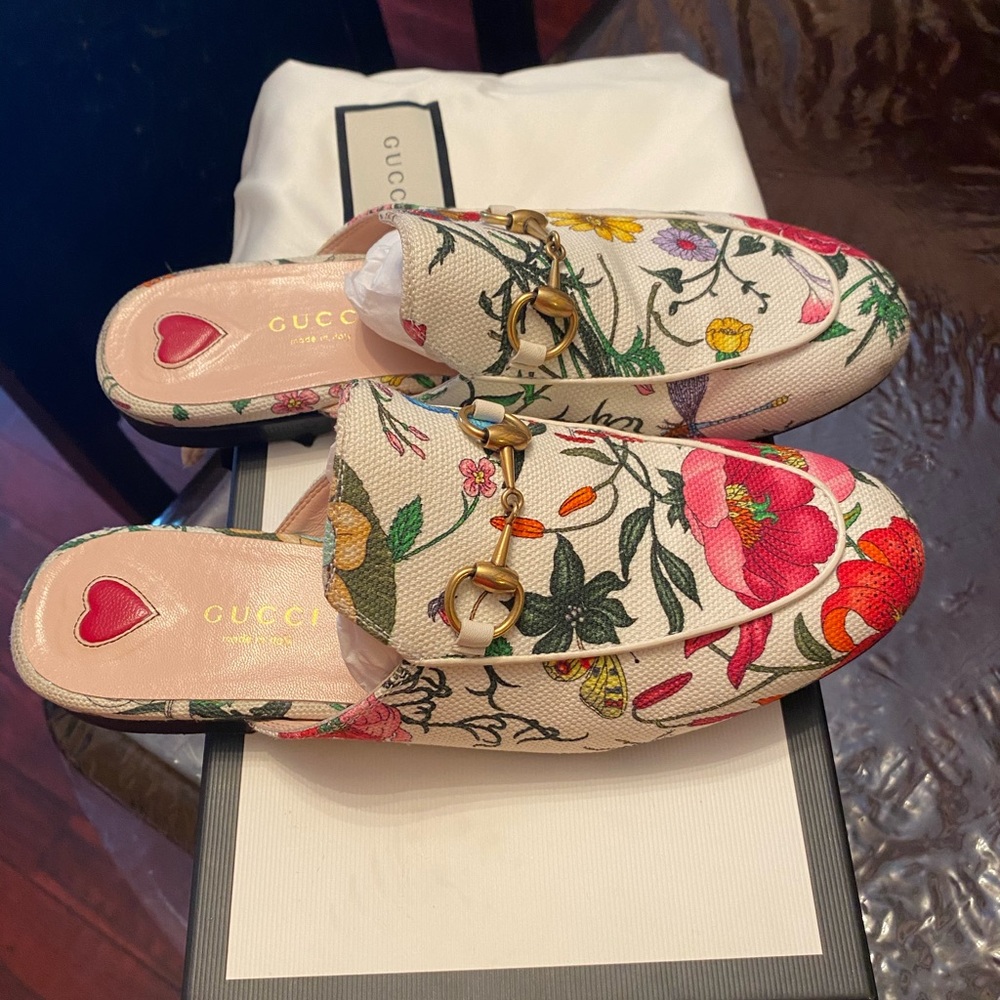 Floral Gucci slides